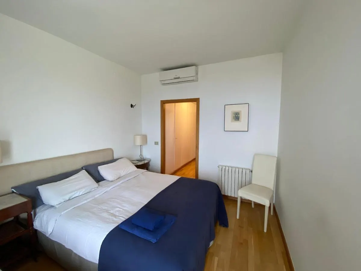 Sea Views & City Skyline Barcelona 0*,  Spain